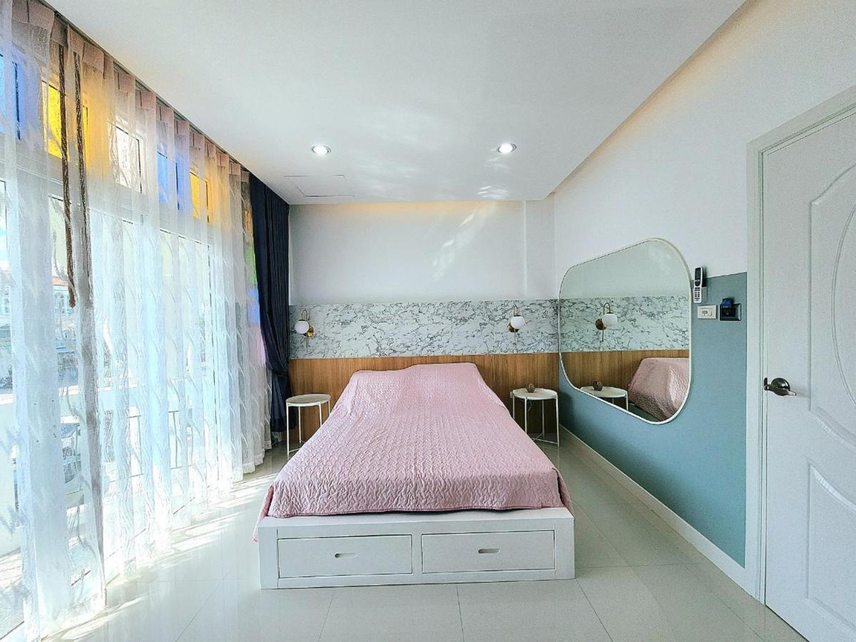 Готель Pphouse Boutique House Phuket Town Ban Bang Khu  Екстер'єр фото